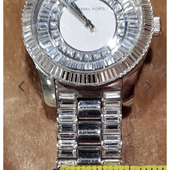 Michael Kors Large Face Silver. - Picture 4 of 5